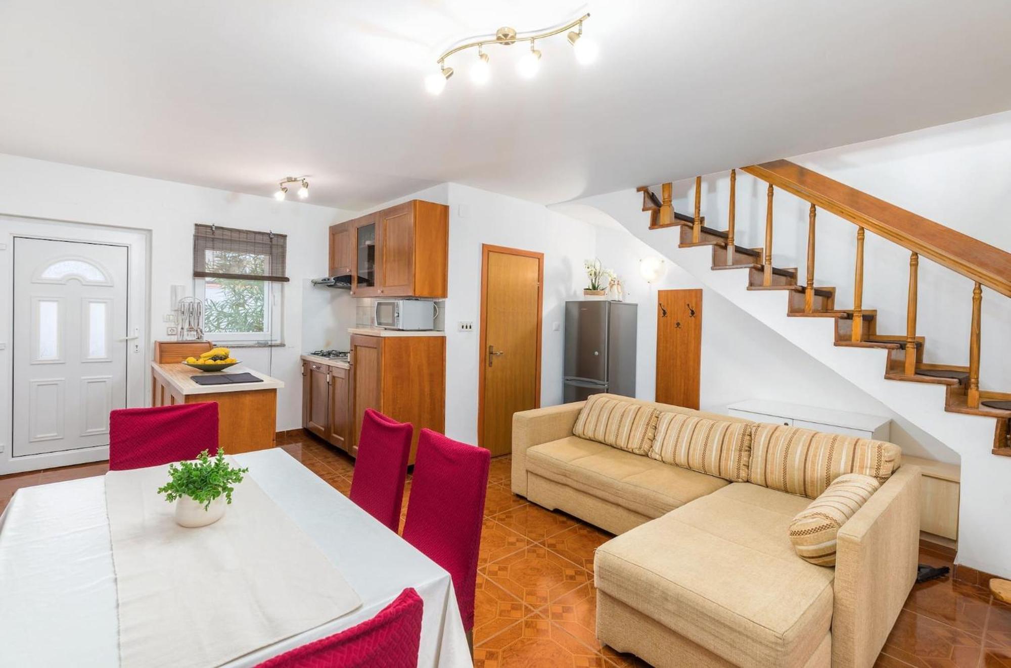 Apartment Buneta With Relaxing Outdoor Area Ližnjan エクステリア 写真